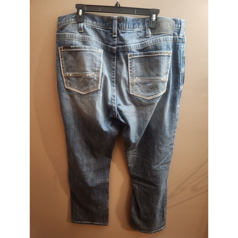 Ariat Men's M2 Traditional Relaxed Stirling Stretch Boot Cut Jeans Size 40/32 - Picture 4 of 7